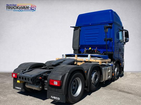 Iveco S-WAY Photo