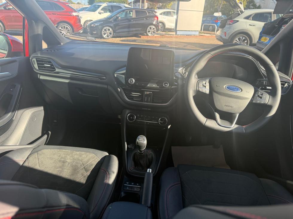 Ford Fiesta Photo 5dc899d6-ed5f-494b-ab5e-8b14771dc344.jpeg
