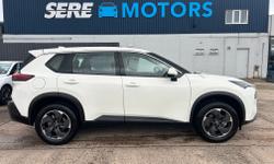 Nissan X-TRAIL Photo 1