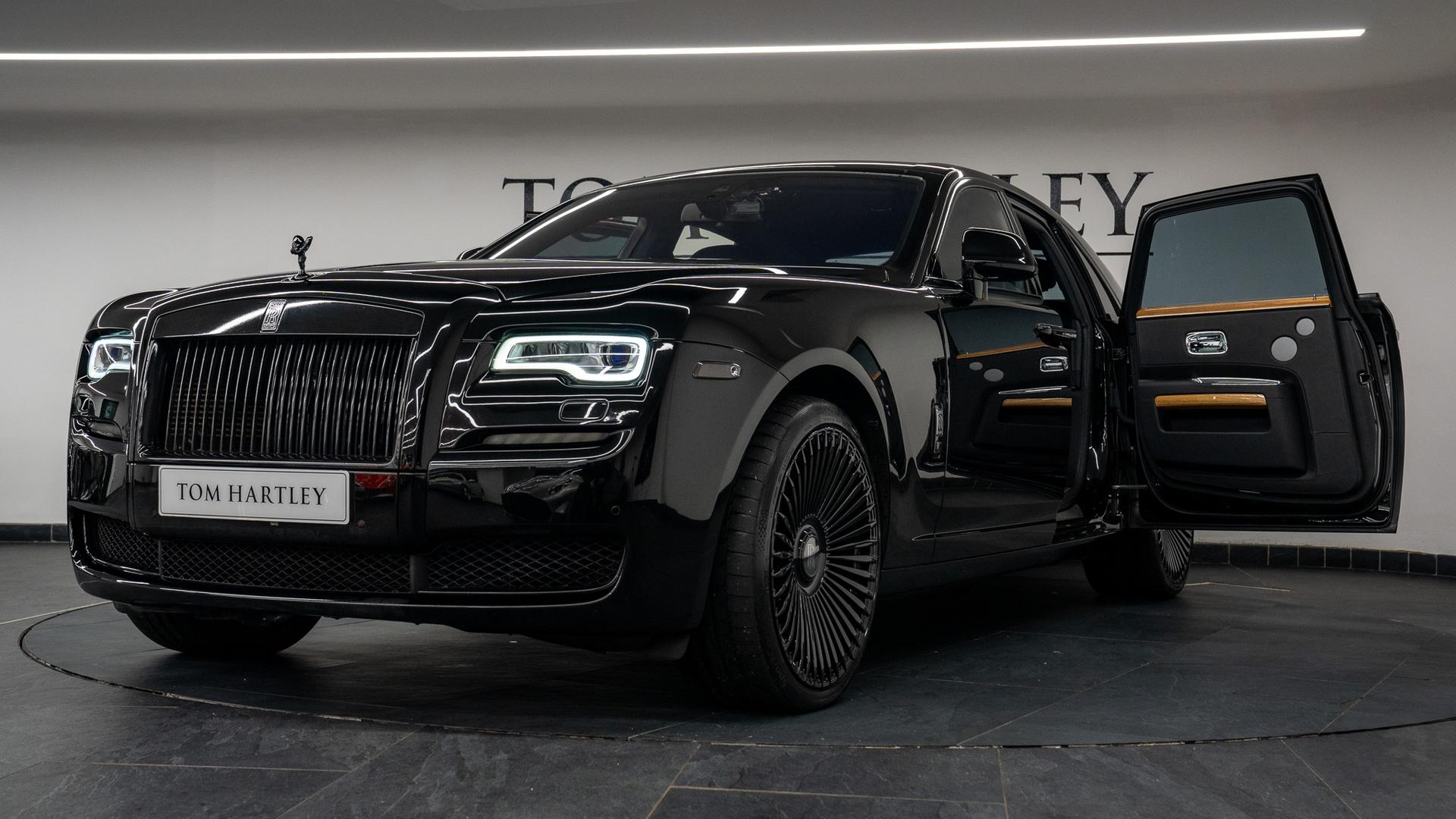Rolls-Royce Ghost Photo 5dd85088-5976-4a2b-8fda-3d0870fd0464.jpg
