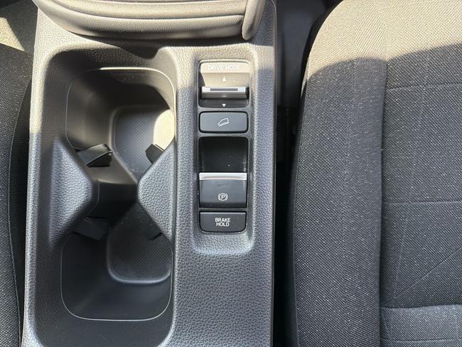 Honda HR-V Photo 5dd91777-f238-419e-9049-bca03fee9456.jpg