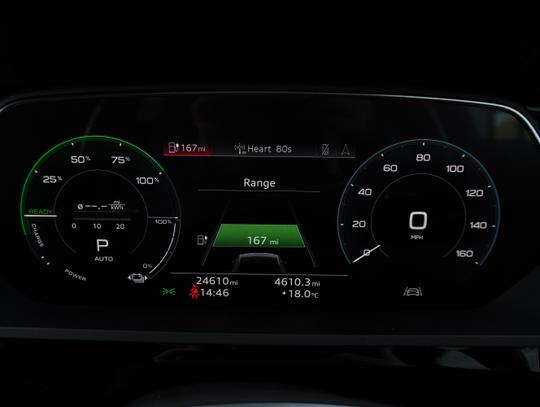 Audi e-tron Photo 5dde07a1-e831-4a8a-8b55-df8bf19c620e.jpg