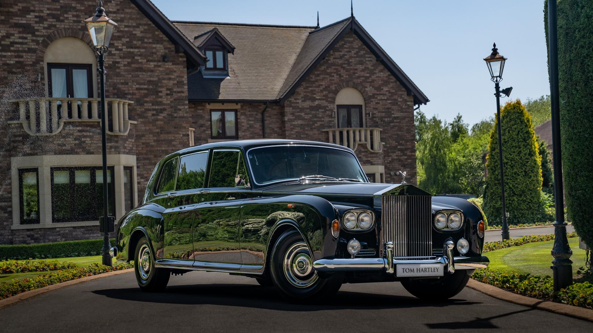 Rolls-Royce Phantom VI Limousine Photo 5de4829b-5712-4103-a6bf-35bdc353902b.jpg