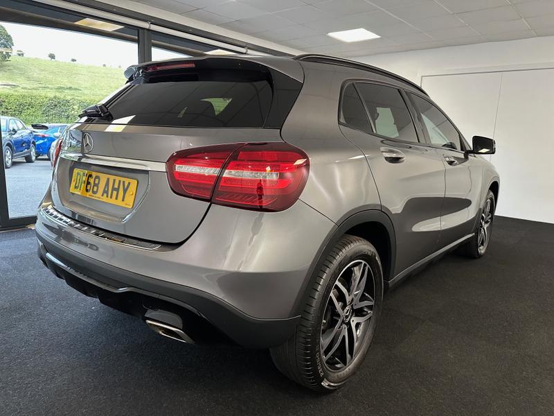 Mercedes-Benz GLA Photo 5dfbe5e9-cc7f-4802-97ac-c6ed034f7744.jpg