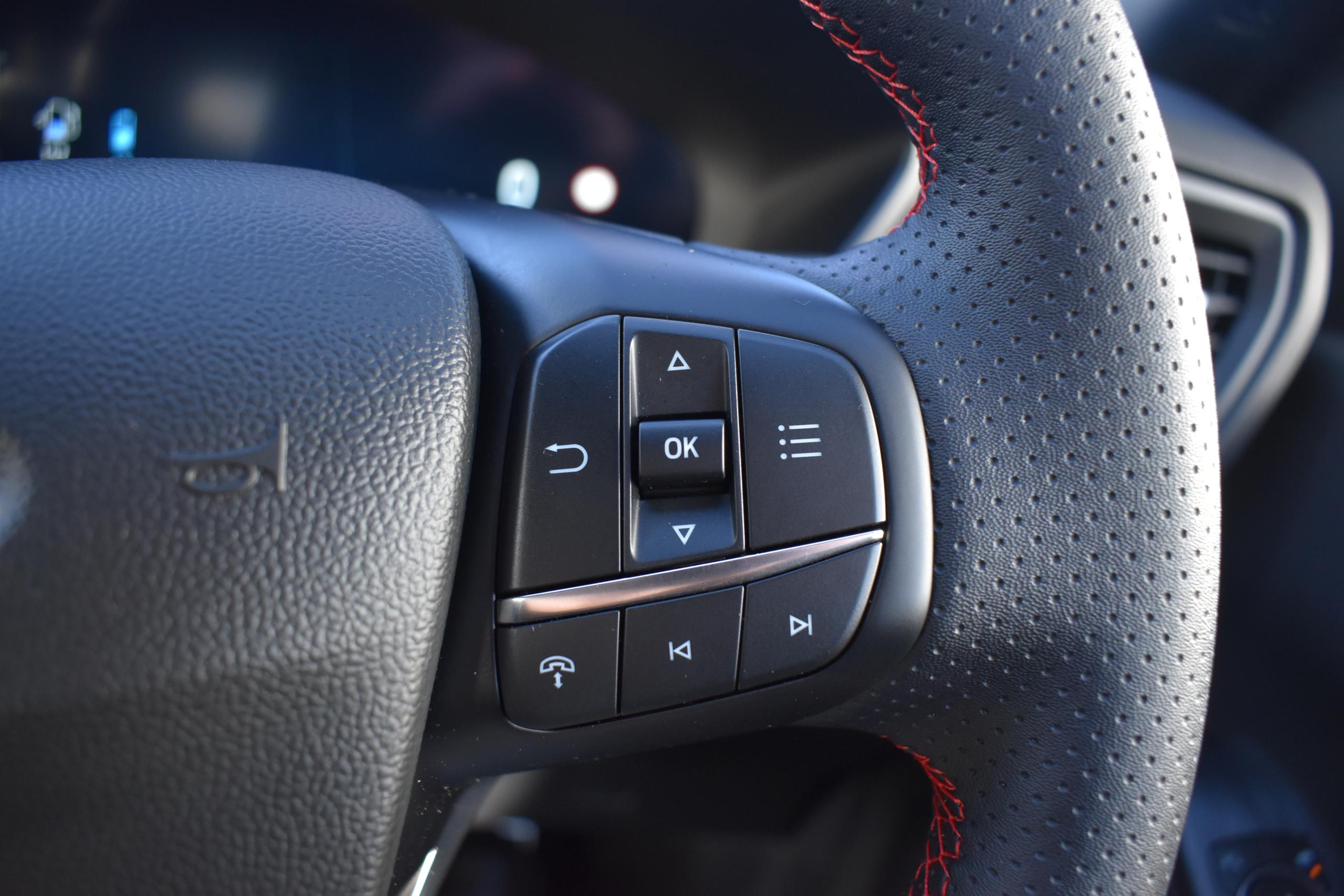Used Ford KUGA EN74OPT 27