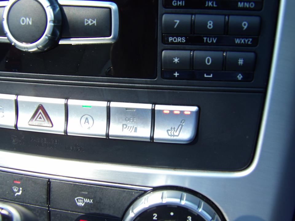 Used Mercedes-Benz SLK YF64CFY 30