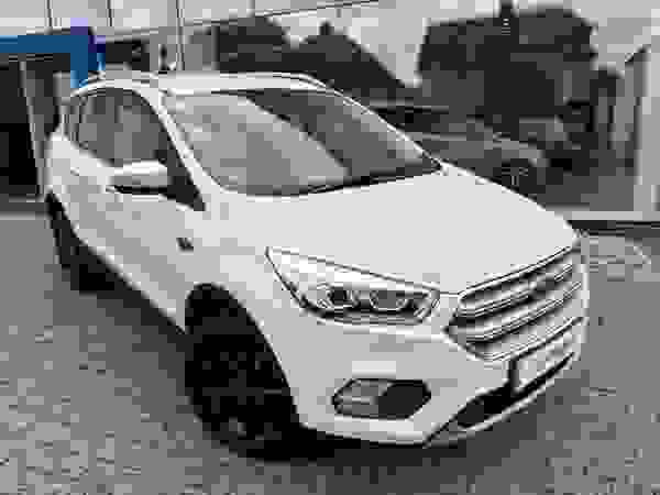 Used 2019 Ford Kuga 1.5 TDCi Titanium SUV 5dr Diesel Manual Euro 6 (s/s) (120 ps) Platinum White at Dinnages