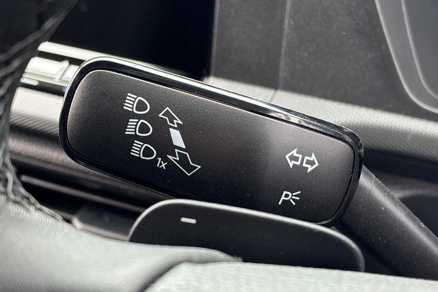 Ford CONNECT Photo 5e211b7c-9efc-4833-b8d0-78fbc25d64a9.jpg