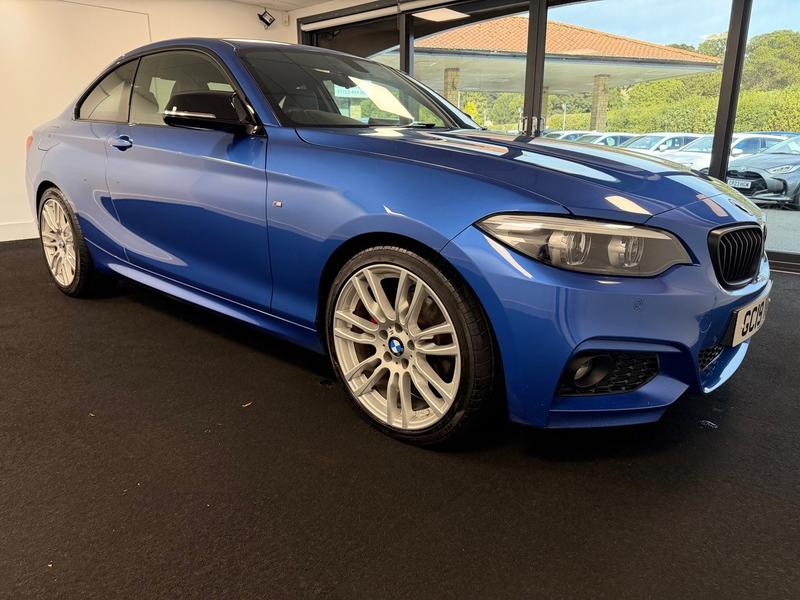 BMW 2 Series Photo 5e2ba98d-3ca7-4256-85c4-336414f4a213.jpg