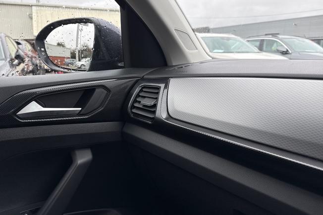 VOLKSWAGEN T-CROSS Photo 28