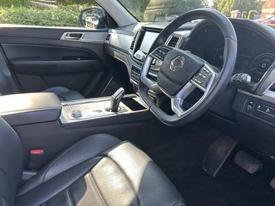 SsangYong Rexton Photo 1