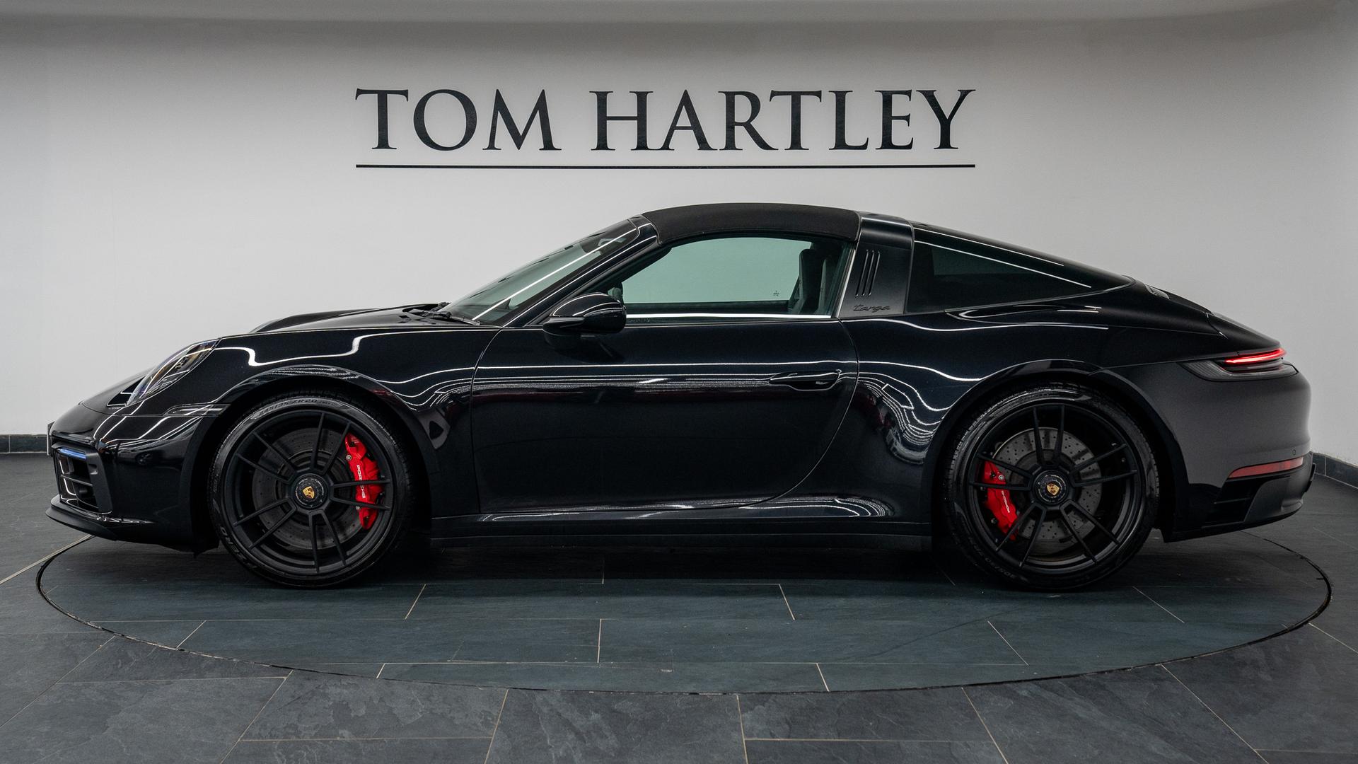 Porsche 911 Photo 5e4f9bbe-d543-435c-afc2-96fde3ccb113.jpg
