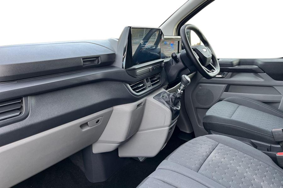 Ford TRANSIT CUSTOM Photo 5e597941-c19f-4415-b1ef-6c9ac488c80f.jpg