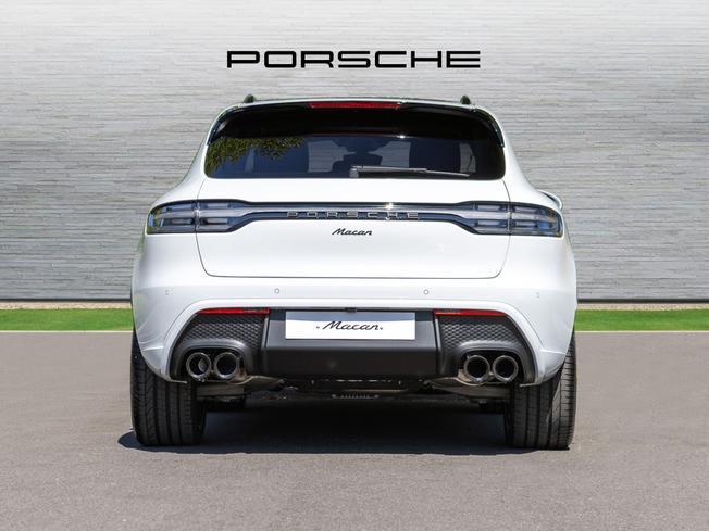 PORSCHE Macan Photo 7
