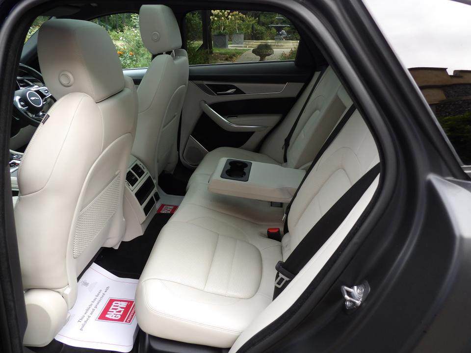 Used Jaguar F-PACE NU21LNN 4