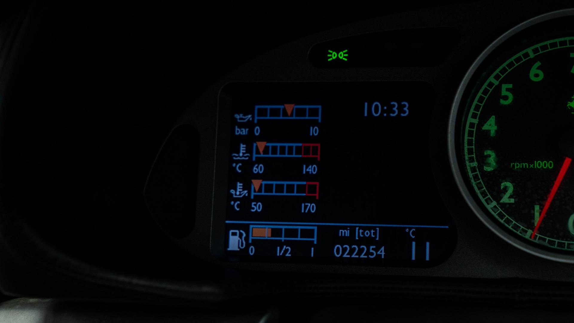 Ferrari 612 Photo 5e7b7fb0-23cf-4867-bb16-2bd17a10c201.jpg