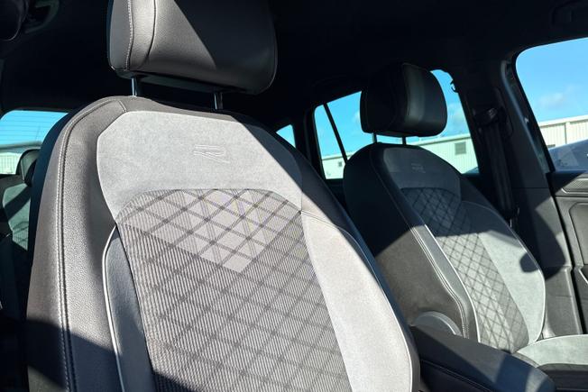 VOLKSWAGEN Tiguan Photo 27