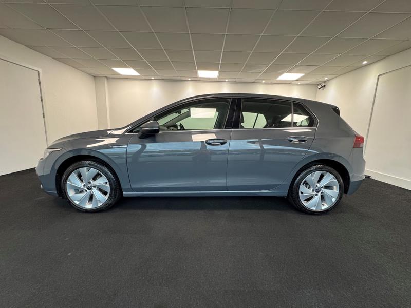 Volkswagen Golf Photo 5e9af34d-4798-470c-8316-8e71d4df54e8.jpg