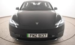 Tesla MODEL 3 Photo 4