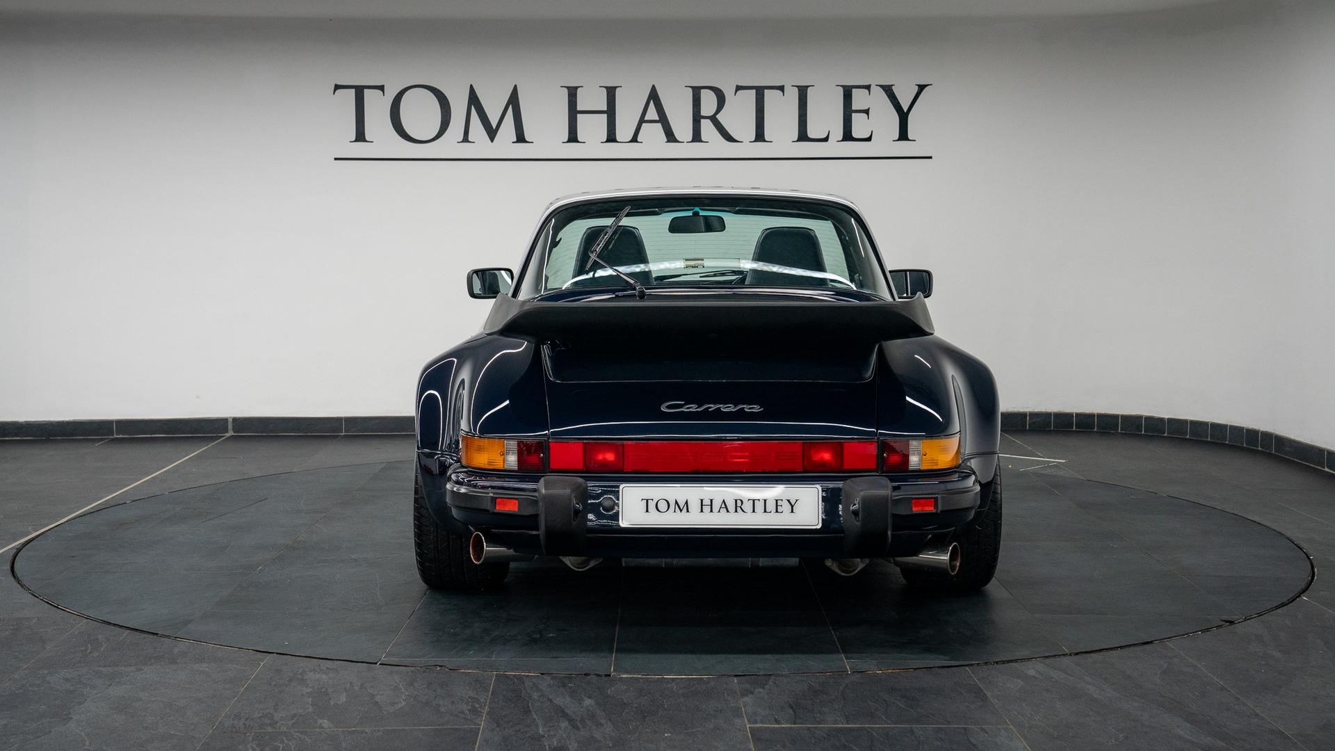 Porsche 911 Carrera Photo 5ec7e8b8-bd8d-4914-b807-d6c4371f5e5f.jpg