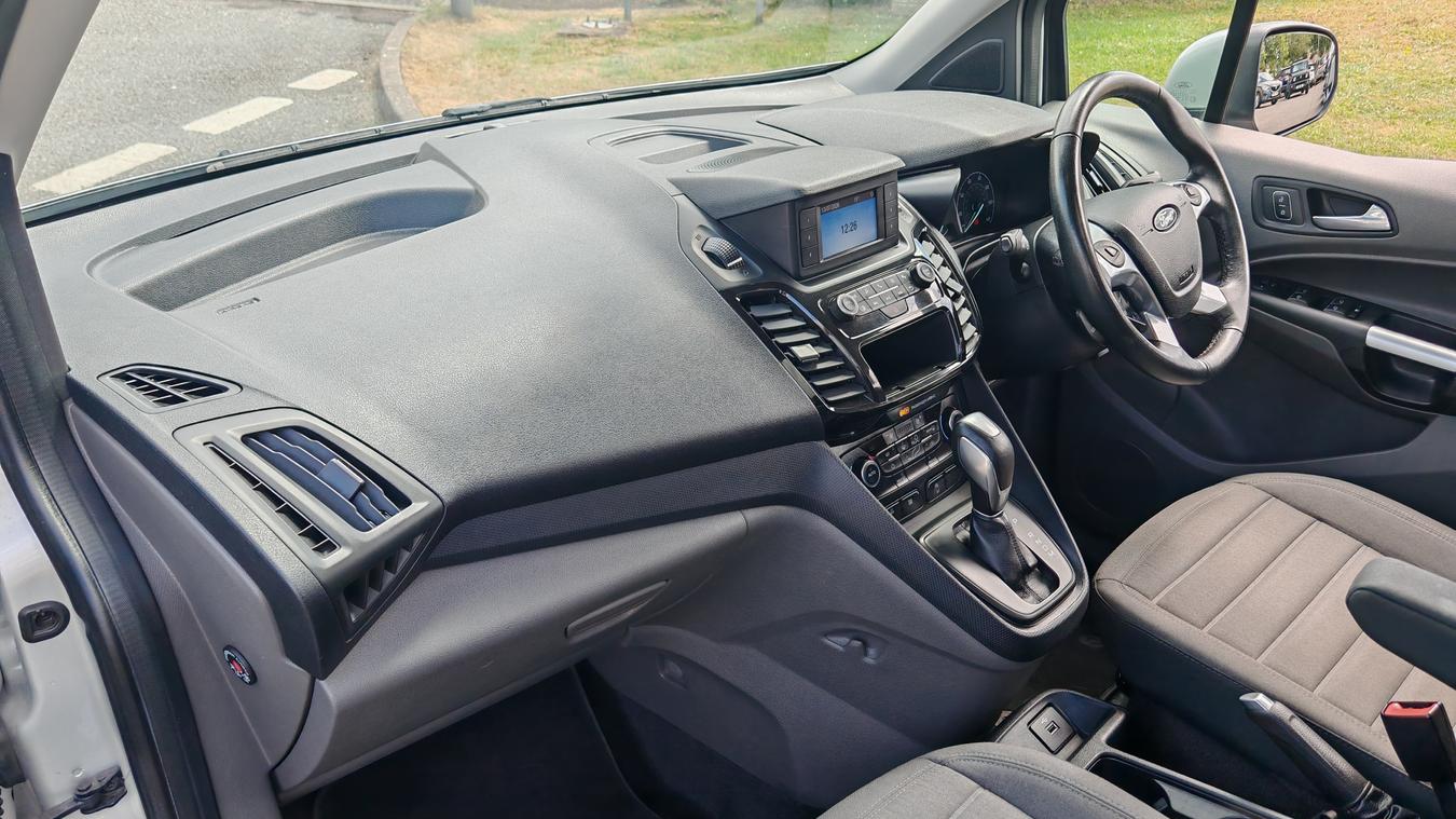 Used Ford Tourneo Connect FY20OVL 20