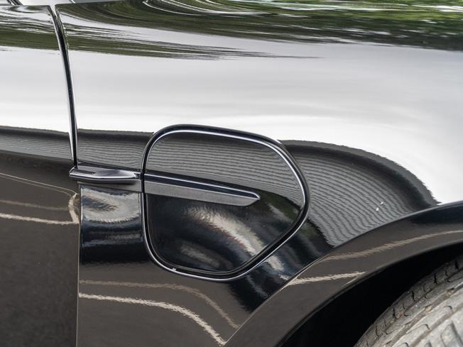 Porsche Taycan Photo 30