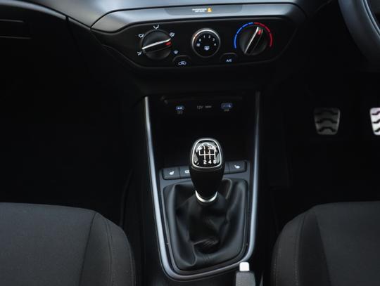 Hyundai BAYON Photo 5ed97a1a-50b2-4db2-8a2c-8df3de8c084b.jpg