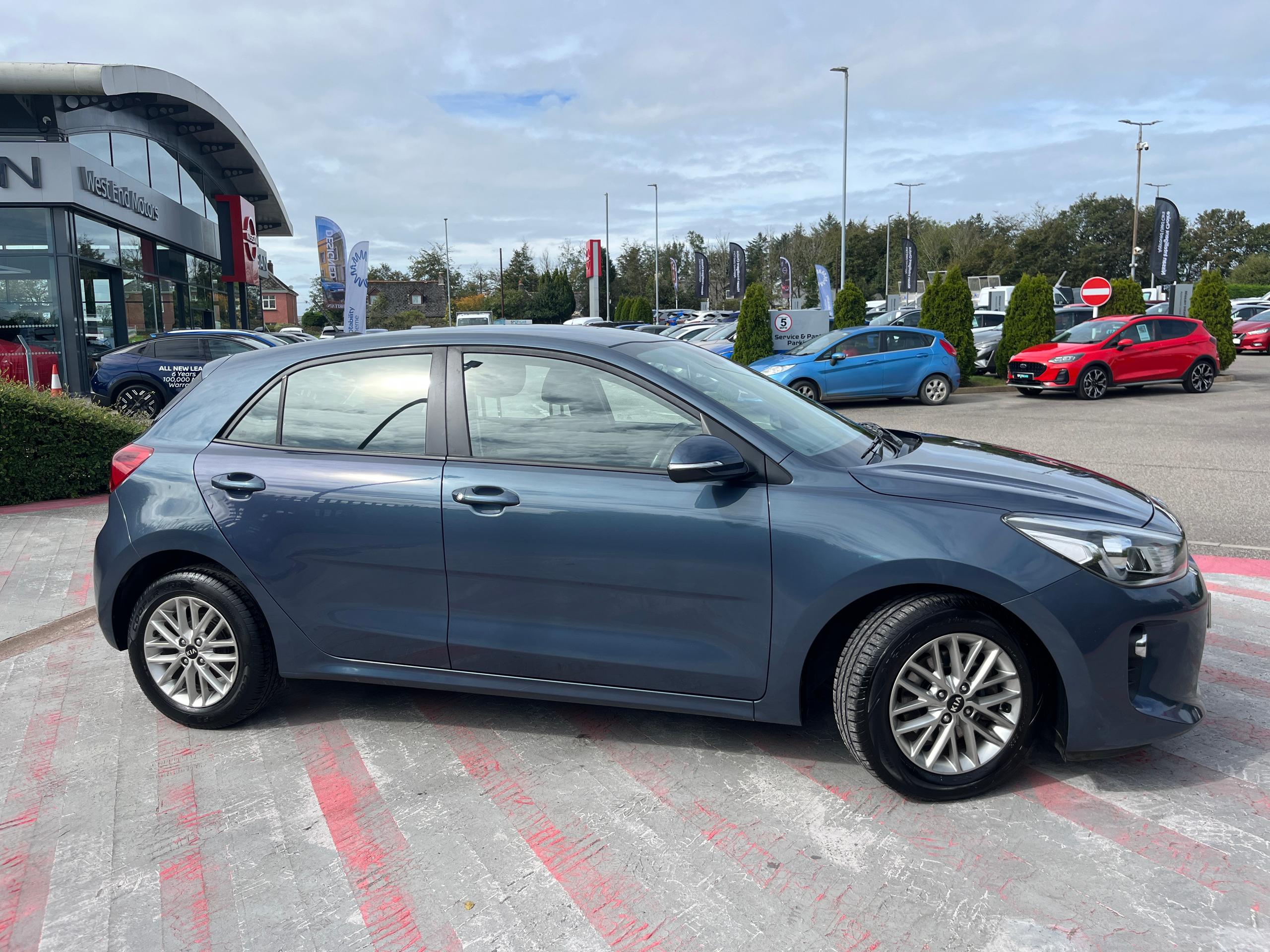 Kia Rio Photo 3