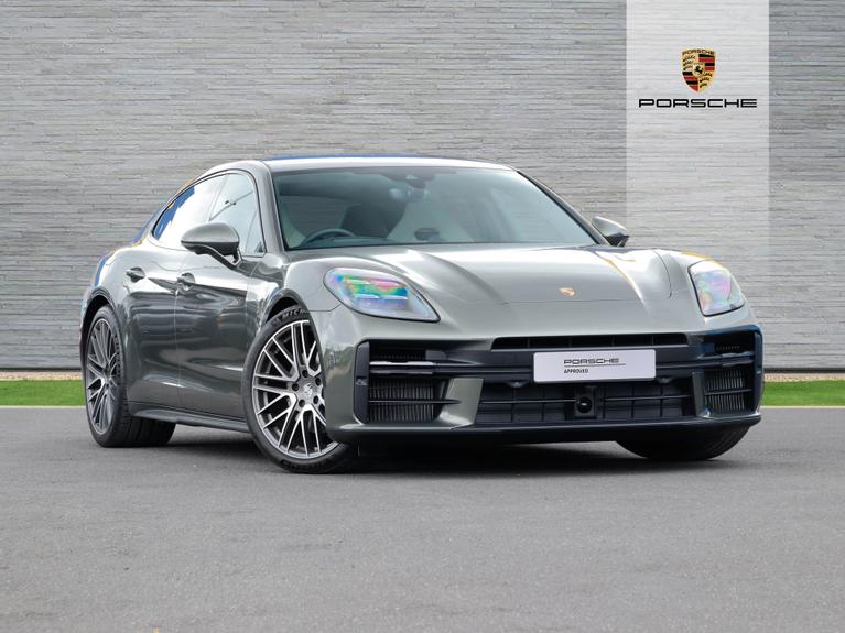 Used 2024 PORSCHE Panamera 2.9 V6 4 Saloon 5dr Petrol PDK 4WD Euro 6 (s/s) (353 ps) Green at JCT600