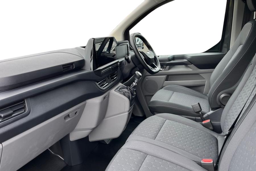 Ford TRANSIT CUSTOM Photo 5f0d35ba-0b97-4d1f-86ac-d77d12a646cd.jpg