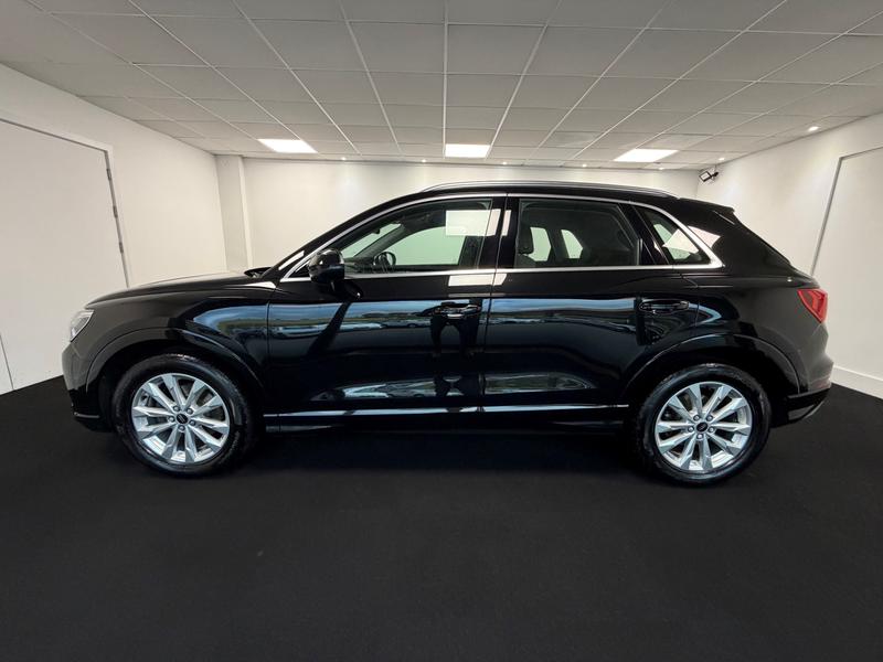 Audi Q3 Photo 5f14c04c-9c13-4dec-bb23-ab9f7c0a69dc.jpg
