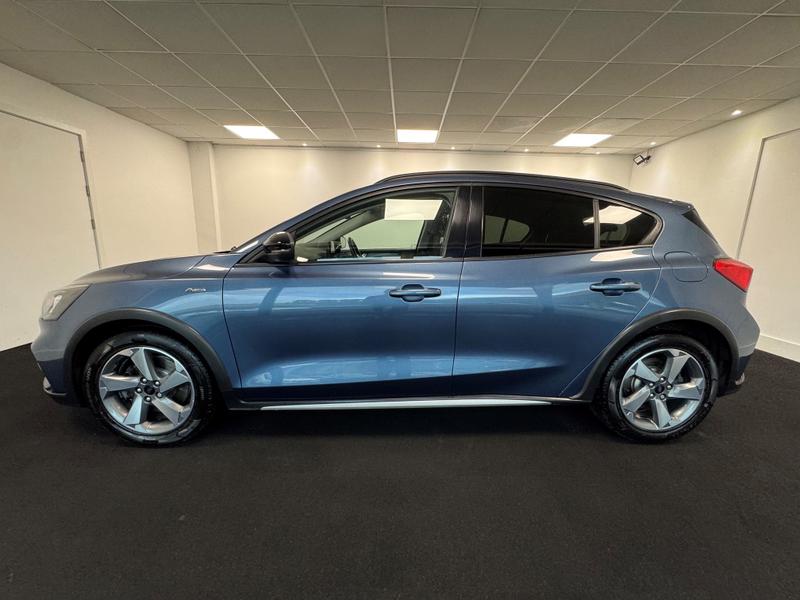 Ford Focus Photo 5f237b64-7d94-4172-b796-ad61a4851fa7.jpg