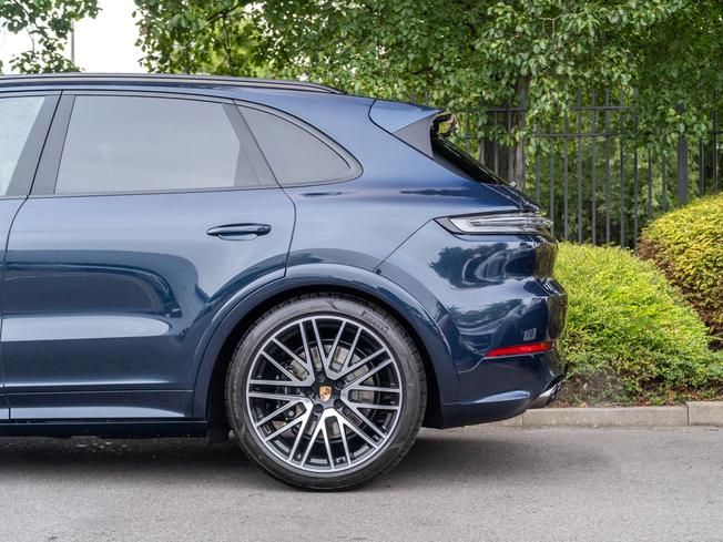 PORSCHE Cayenne Photo 42