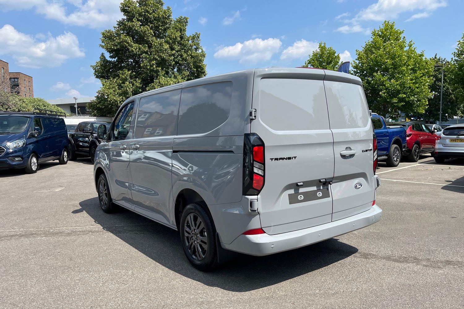 Ford TRANSIT CUSTOM Photo 34