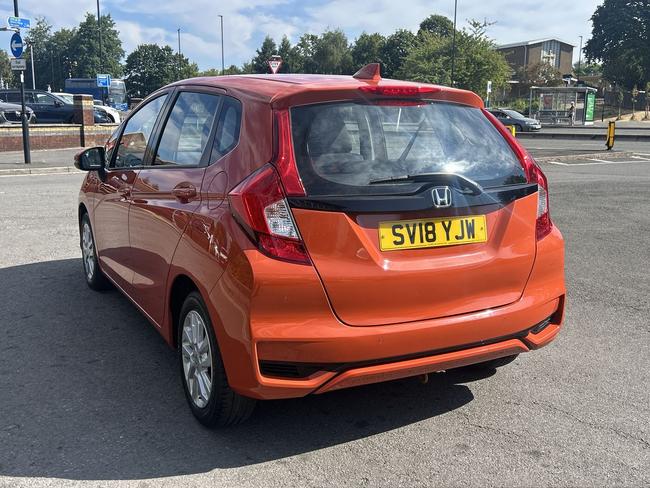 Honda Jazz Photo 5f5bde0e-63c6-4c29-87cd-6d9c95b49cca.jpg