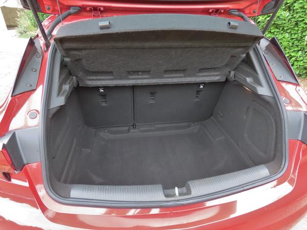 Used Vauxhall Astra GV21ZWE 12