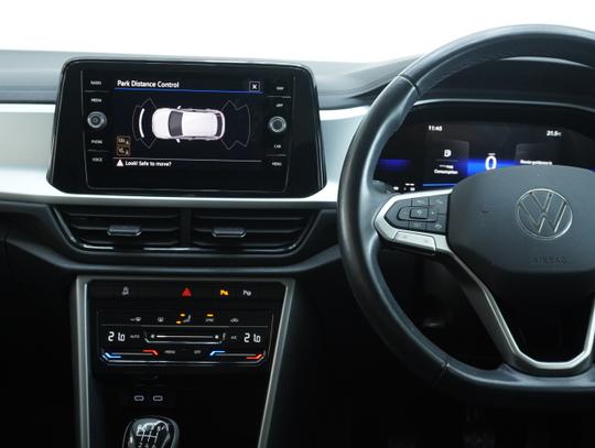 Volkswagen T-Roc Photo 5f899e1a-c4da-4f14-a303-b93c5dd1abc7.jpg