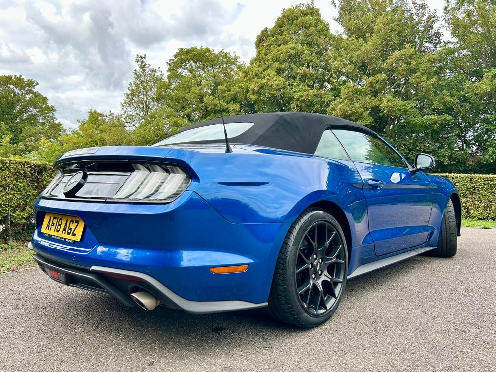 Used Ford Mustang AF18AGZ 9