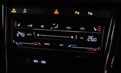 Volkswagen T-ROC Photo 12