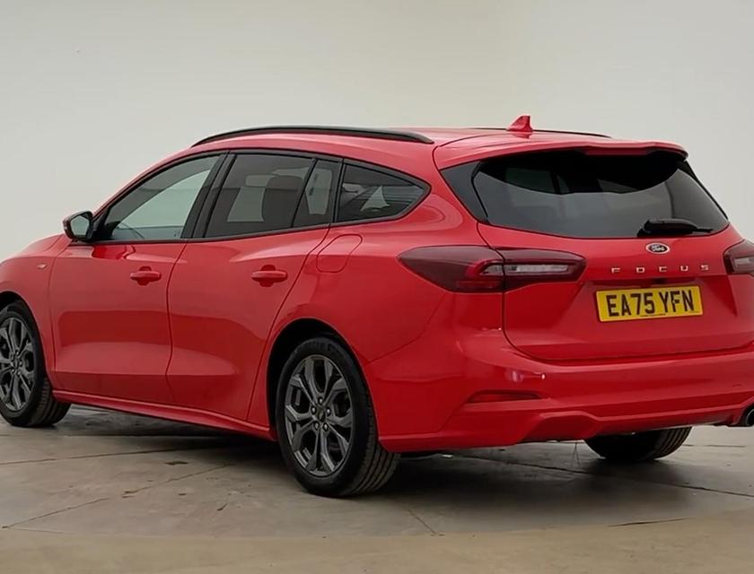 Ford Focus Photo 5f98046c-9c2d-4aef-9497-5d91ac431647.jpg