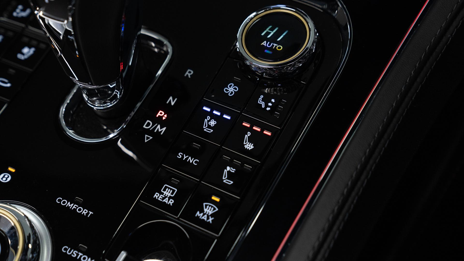 Bentley Continental Photo 5fa6060d-f8aa-46e2-88b7-71b7758e0bff.jpg