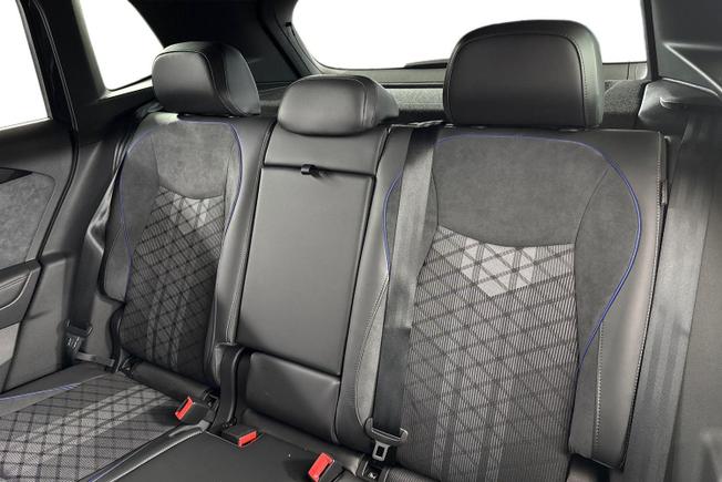 VOLKSWAGEN Tiguan Photo 9