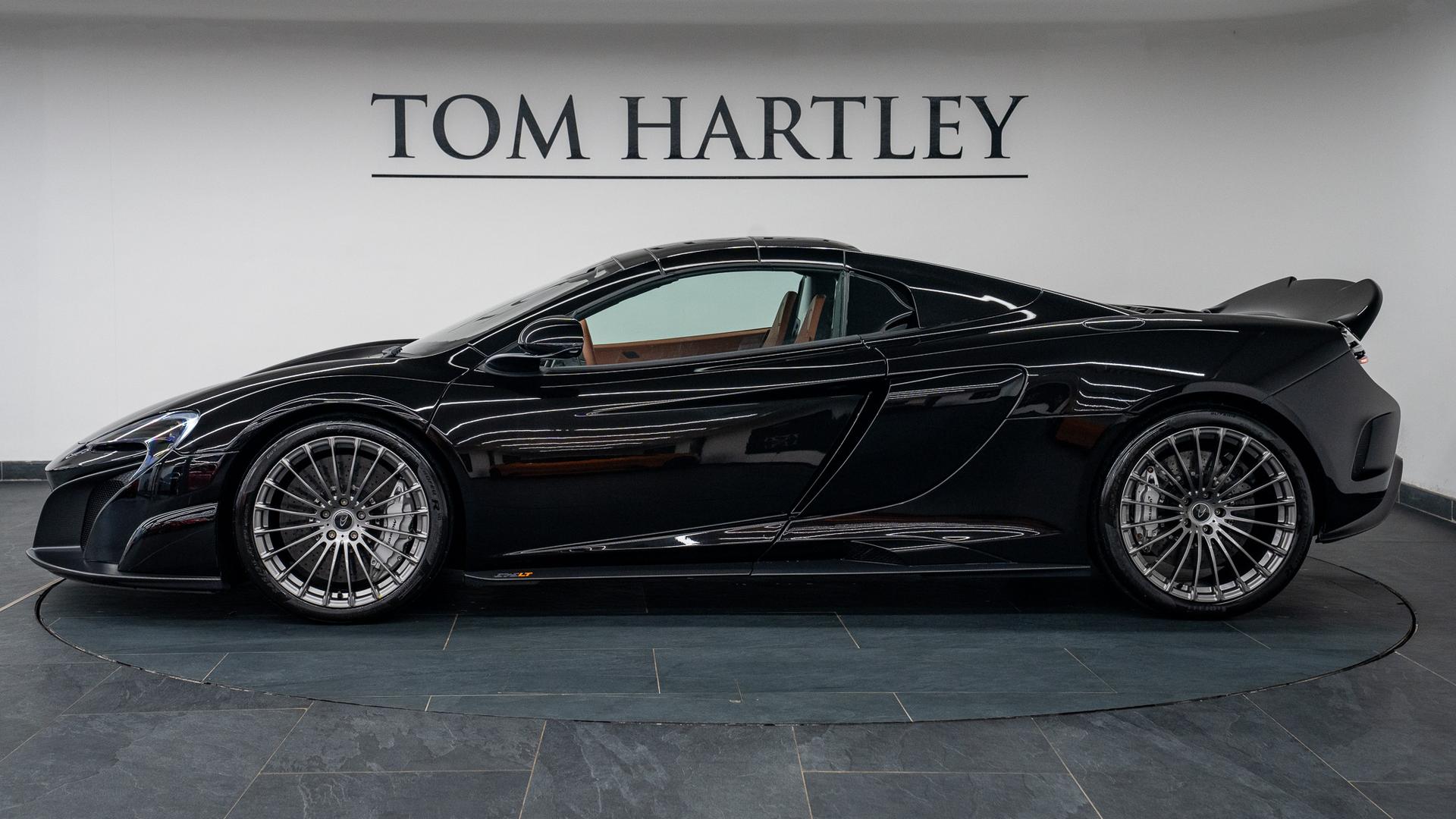 McLaren 675 LT Photo 5fbc1098-cc80-49ea-b0e0-6f6783f8873b.jpg
