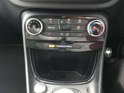Ford Puma Photo 29