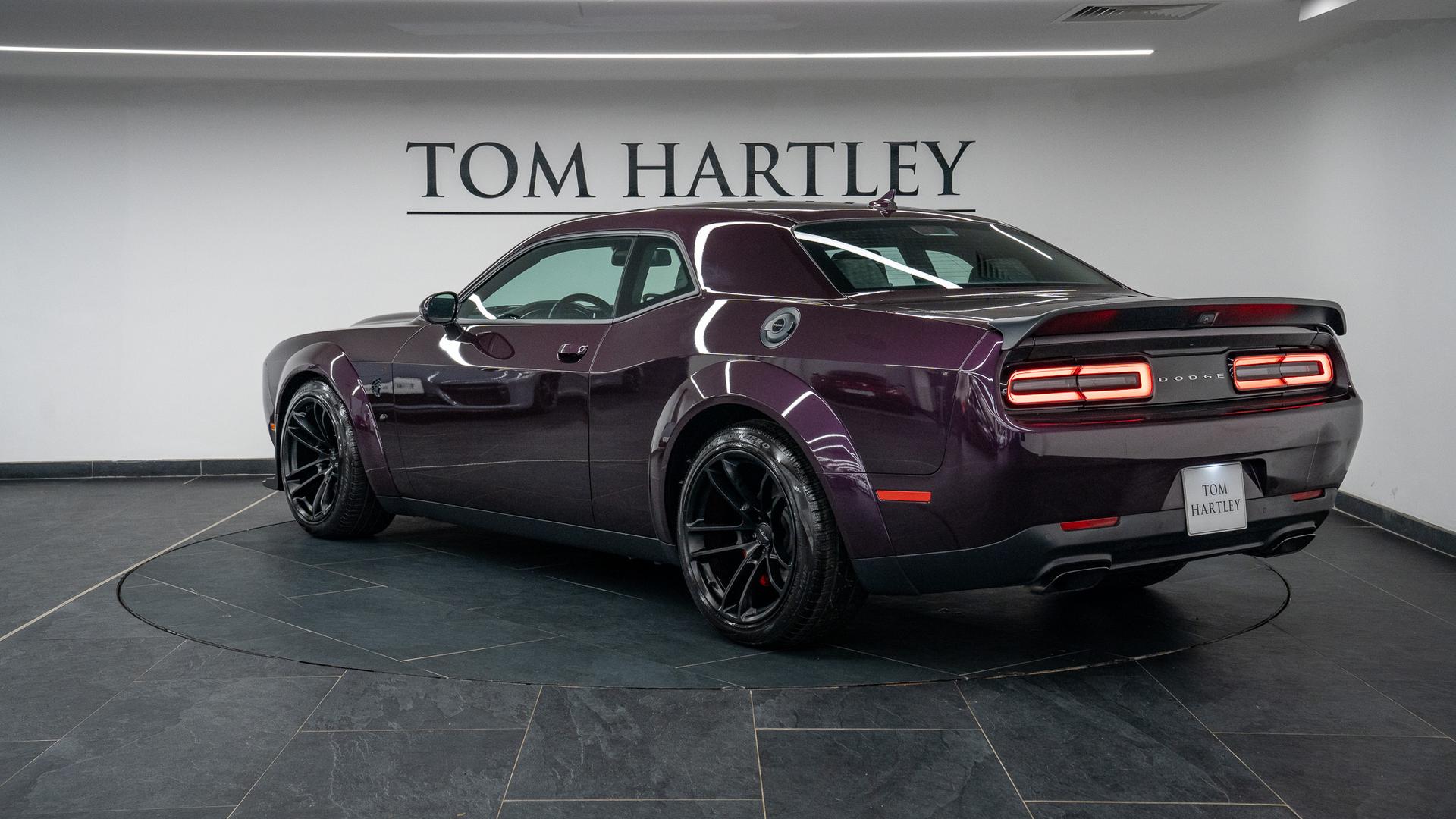 Dodge Challenger Photo 5fd36526-1a56-456a-a0f9-0fb891cfaecc.jpg