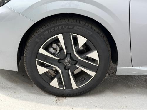 Peugeot 208 Photo 5fd83dd9-1cdd-4a1b-b6ff-3178bf04bd70.jpeg