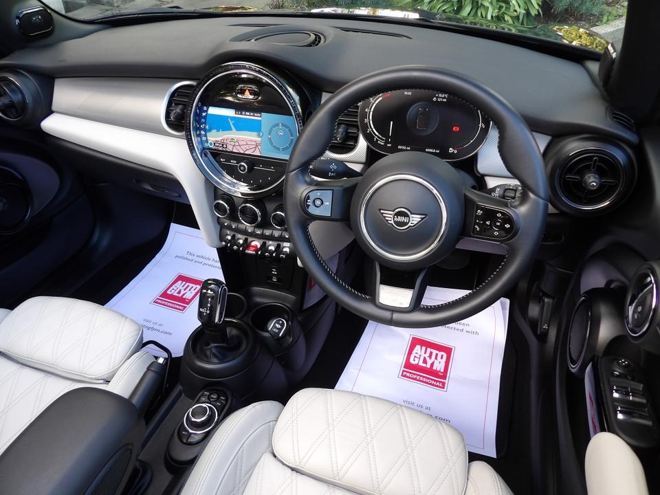 Used MINI Convertible GF72YJC 6