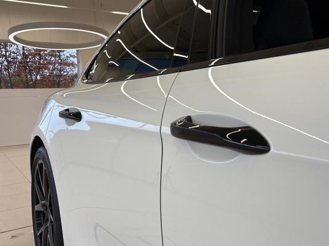 PORSCHE Panamera Photo 37