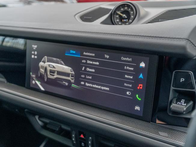 Porsche Cayenne Photo 37