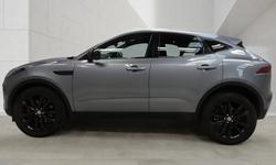 Jaguar E-PACE Photo 4